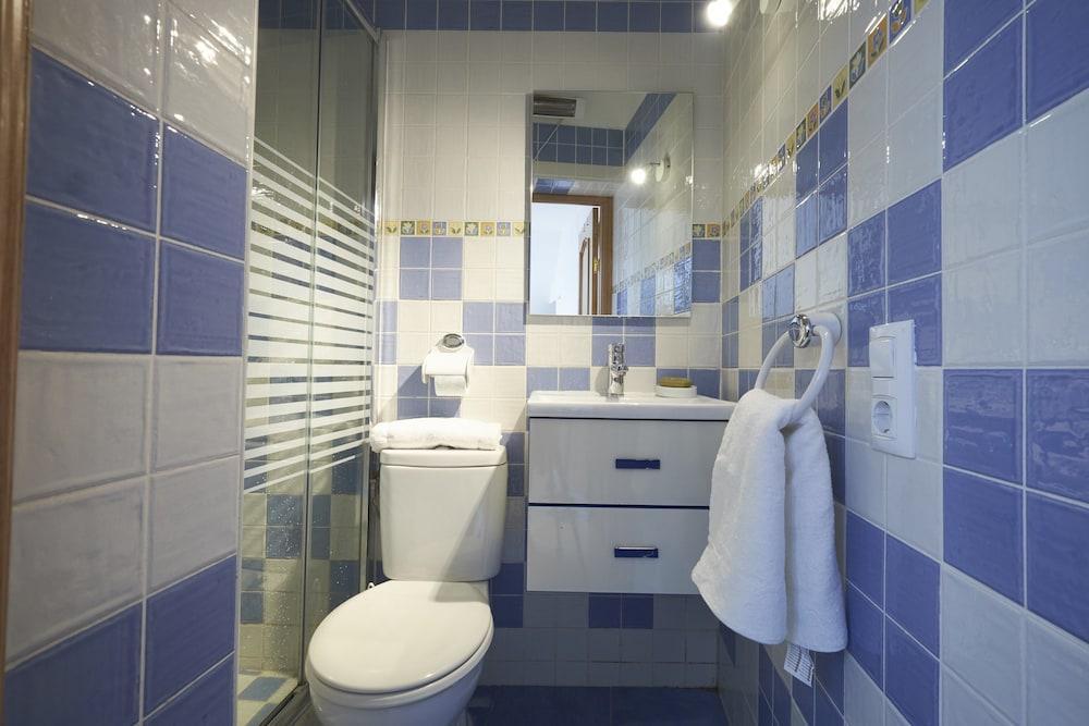 Hostal La Estrella Madrid Ngoại thất bức ảnh